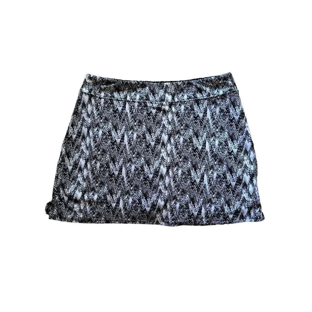 Tranquility by Colorado Clothing Skort Black White Pattern Medium